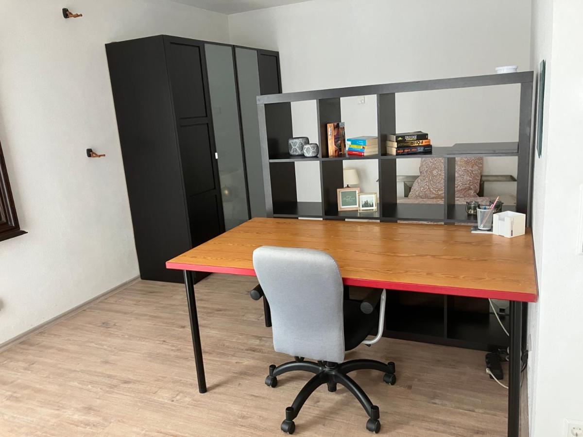Helle & Ruhige Wohnung In Neu-Ulm Esterno foto